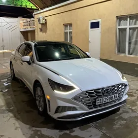 Hyundai Sonata 2021