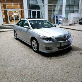 Toyota Camry 2011