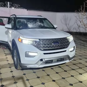 Ford Explorer 2022