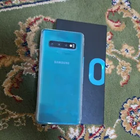 Samsung S10