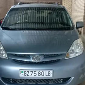 Toyota Sienna 2008
