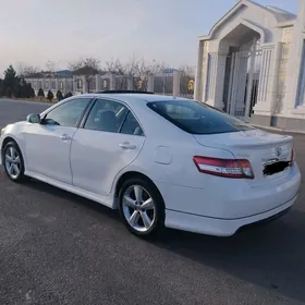 Toyota Camry 2010