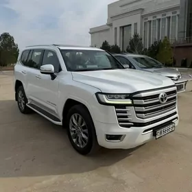 Toyota Land Cruiser 2023