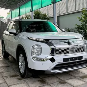 Mitsubishi Outlander 2026