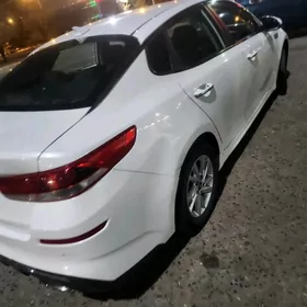 Kia Optima 2019