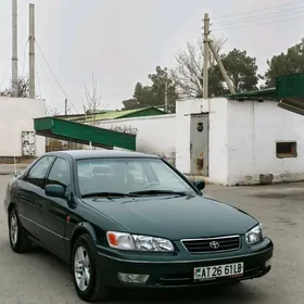 Toyota Camry 2001