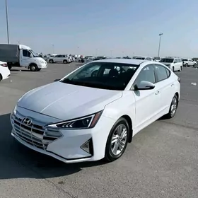 Hyundai Elantra 2020