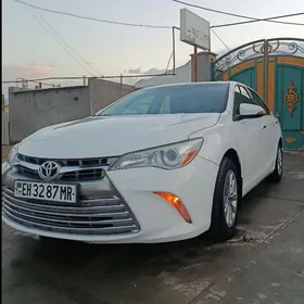 Toyota Camry 2015