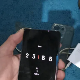 Redmi not 13 8+8 256