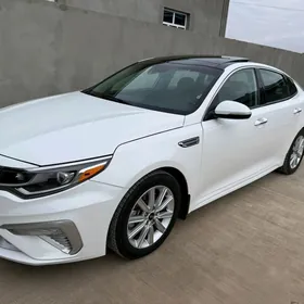 Kia Optima 2019