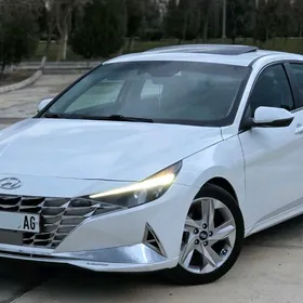 Hyundai Elantra 2022