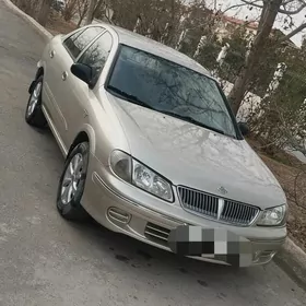 Nissan Sunny 2003