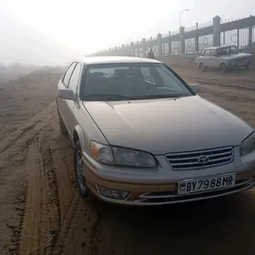 Toyota Camry 1999