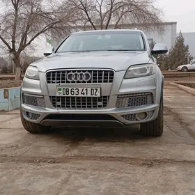 Audi Q7 2011