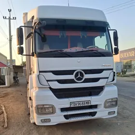 Mercedes-Benz ACTROS 3331 2014