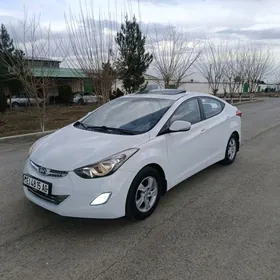 Hyundai Elantra 2012