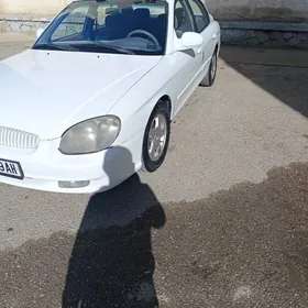Hyundai Sonata 2000
