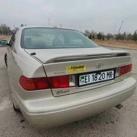 Toyota Camry 2001