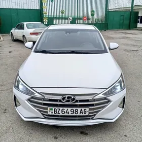 Hyundai Elantra 2020