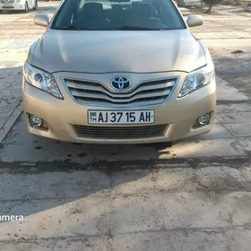 Toyota Camry 2010