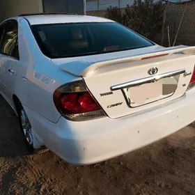 Toyota Camry 2004