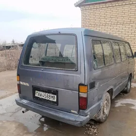 Toyota Hiace 1988
