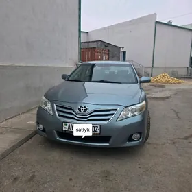 Toyota Camry 2011