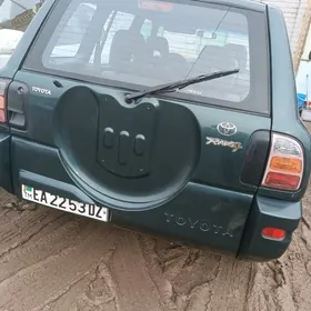 Toyota RAV4 1998