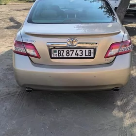 Toyota Camry 2010