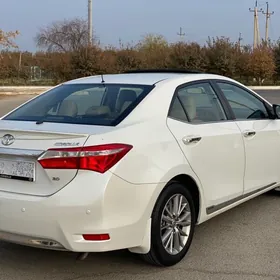 Toyota Corolla 2015