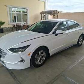 Hyundai Sonata 2021