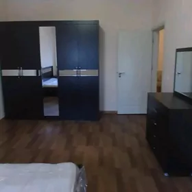 Мир-4 Юнус-Эмре 4-ком