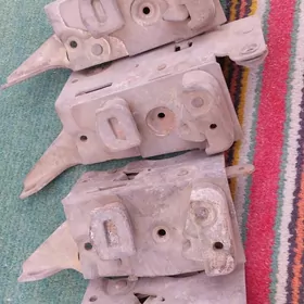 дверной замок