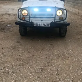 UAZ 469 2001