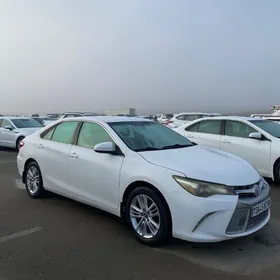 Toyota Camry 2016
