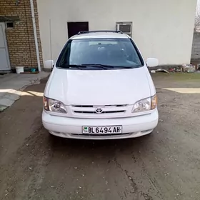Toyota Sienna 2001