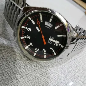 Sagat часы Movado