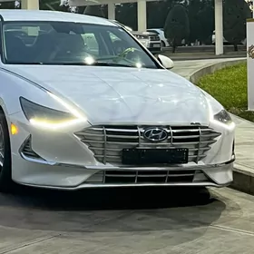 Hyundai Sonata 2020