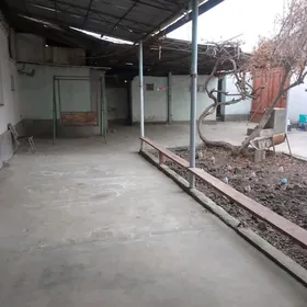 Продаю дом где зелёный базар