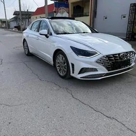 Hyundai Sonata 2021