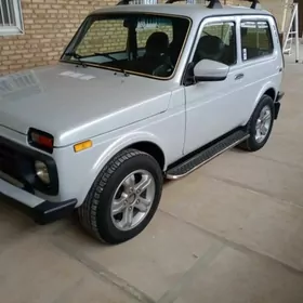 Lada Niva 2008