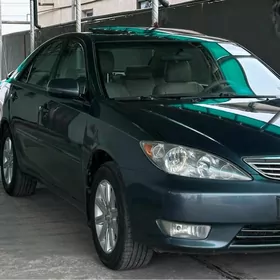 Toyota Camry 2005