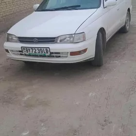 Toyota Corona 1993