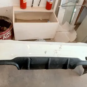 Бампер MERCEDES BENZ C300 350