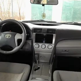 Toyota Camry 2011