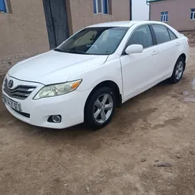 Toyota Camry 2010