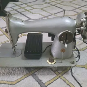 швейная машинка