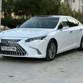 Lexus ES 350 2022