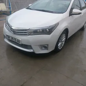 Toyota Corolla 2015
