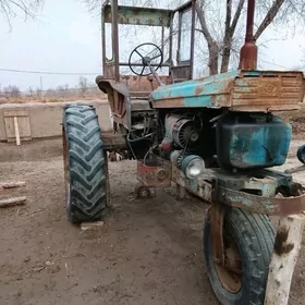 MTZ T-28 1980